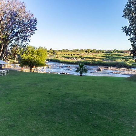 Sunriver Kalahari Lodge Riverside Stay In Upington Buitenkant foto