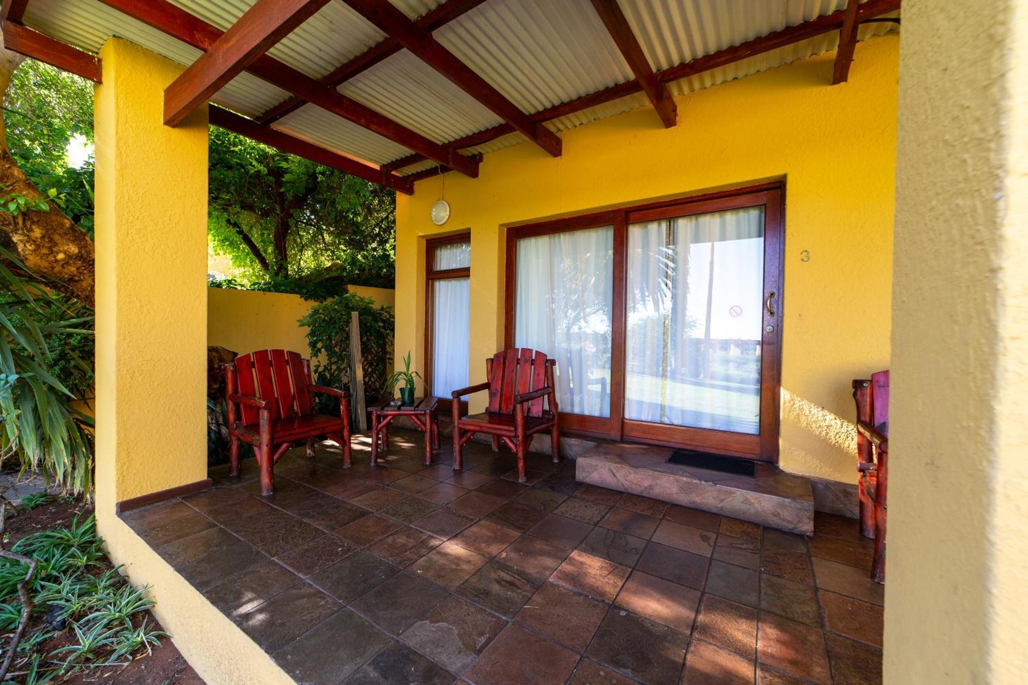 Sunriver Kalahari Lodge Riverside Stay In Upington Kamer foto