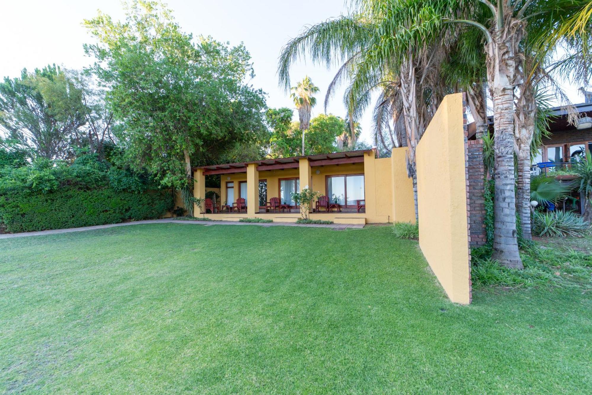 Sunriver Kalahari Lodge Riverside Stay In Upington Kamer foto