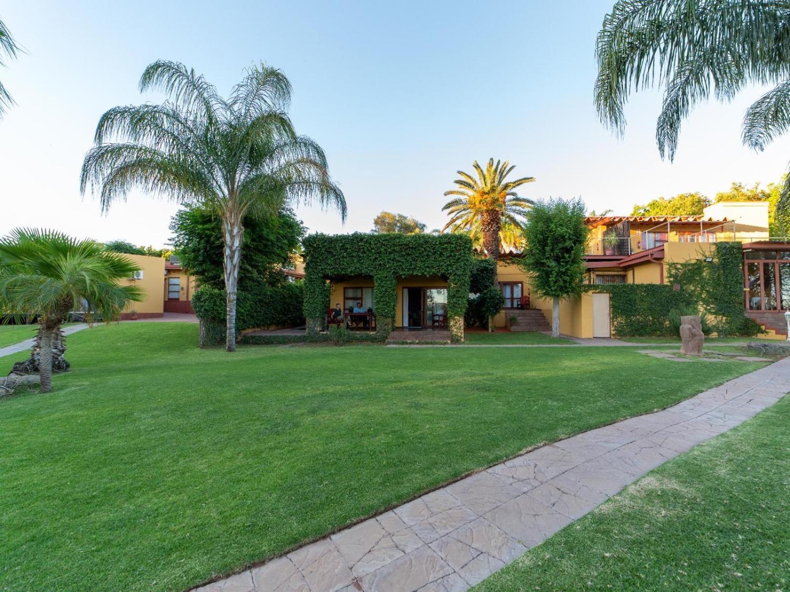 Sunriver Kalahari Lodge Riverside Stay In Upington Buitenkant foto