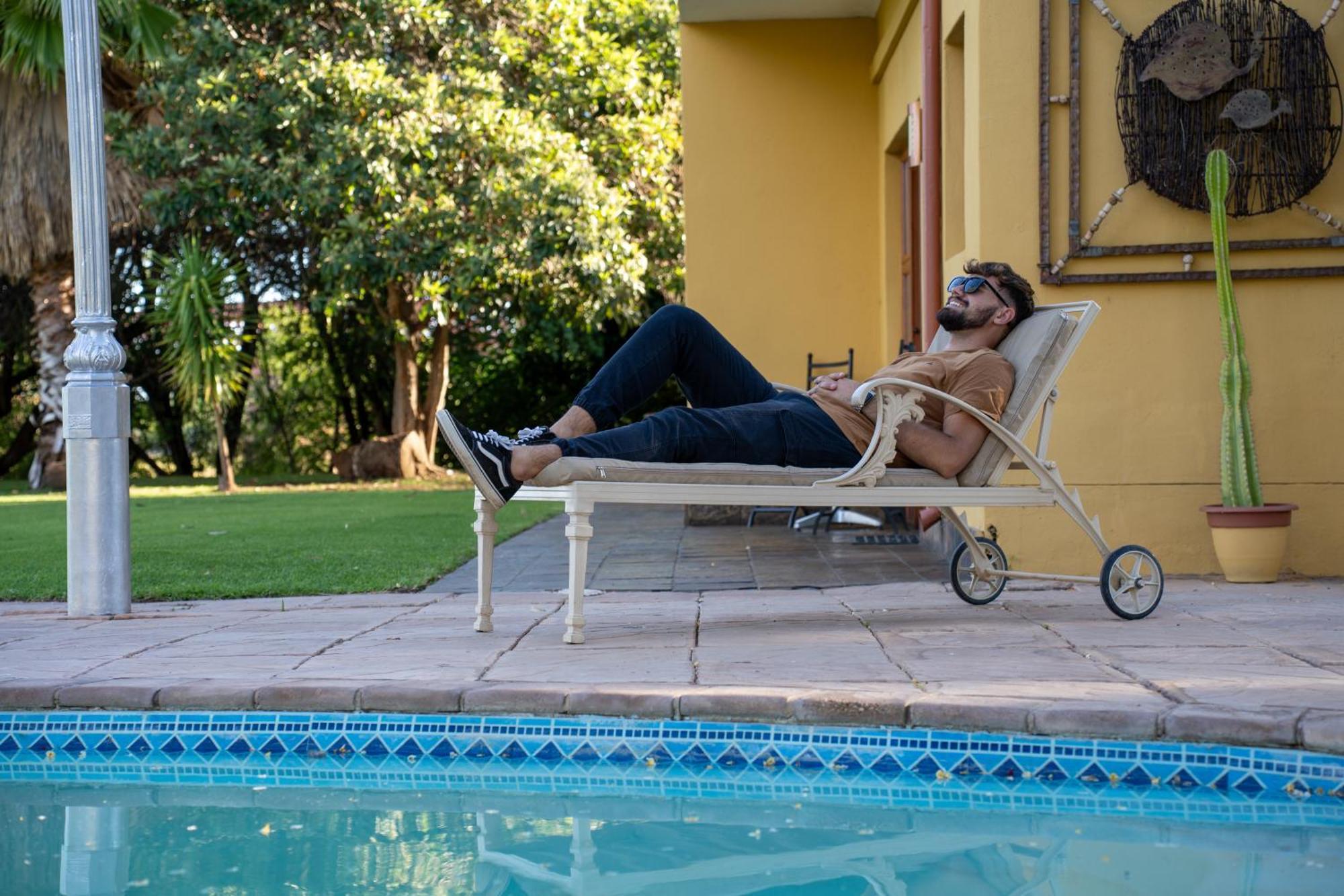 Sunriver Kalahari Lodge Riverside Stay In Upington Buitenkant foto