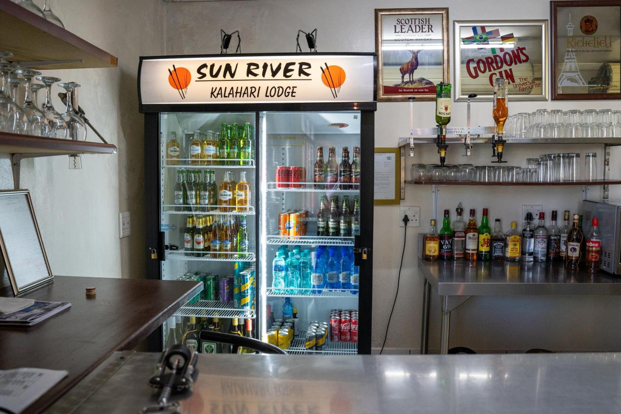 Sunriver Kalahari Lodge Riverside Stay In Upington Buitenkant foto